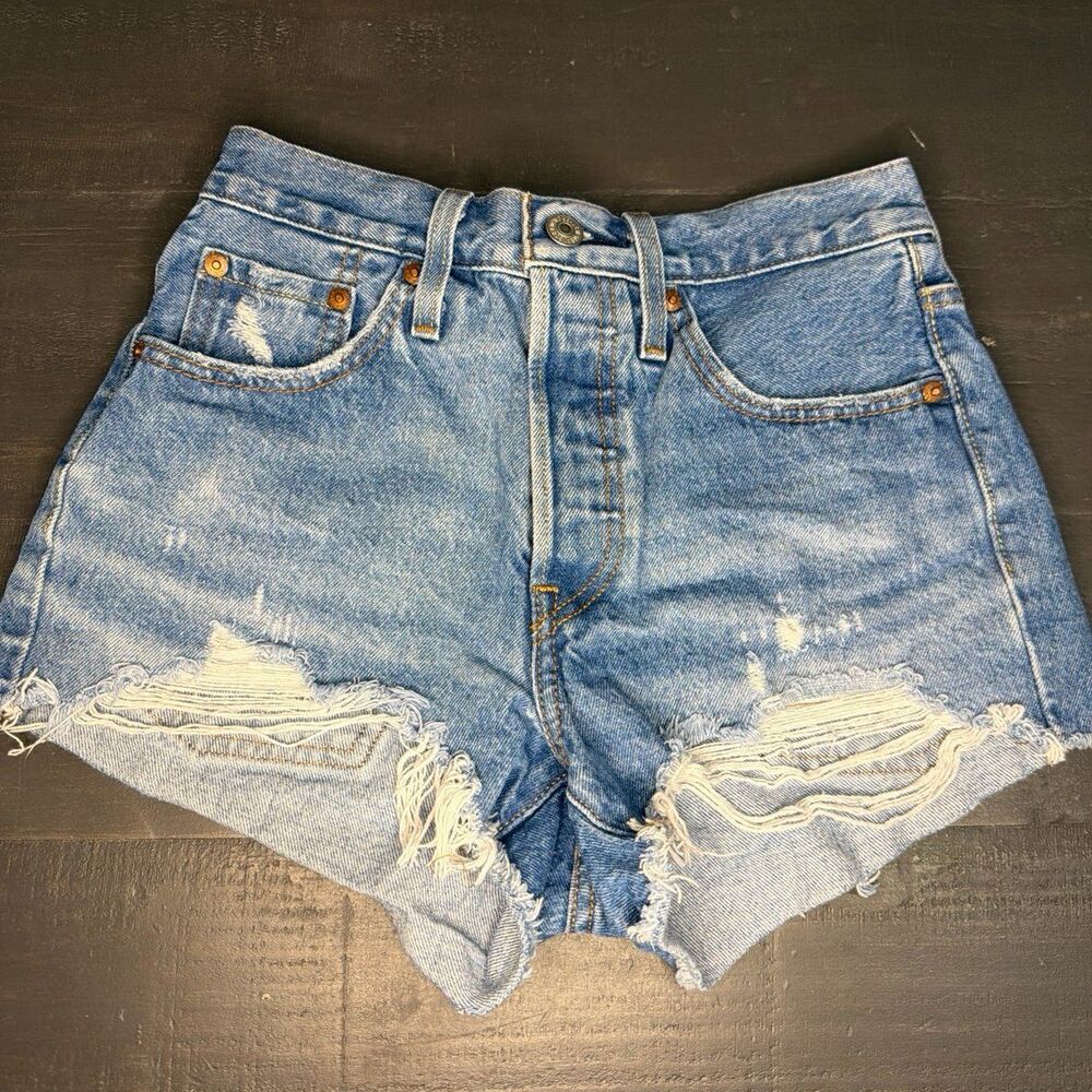 Levi's Denim Shorts Women's Size 24 Distressed Frayed Hem